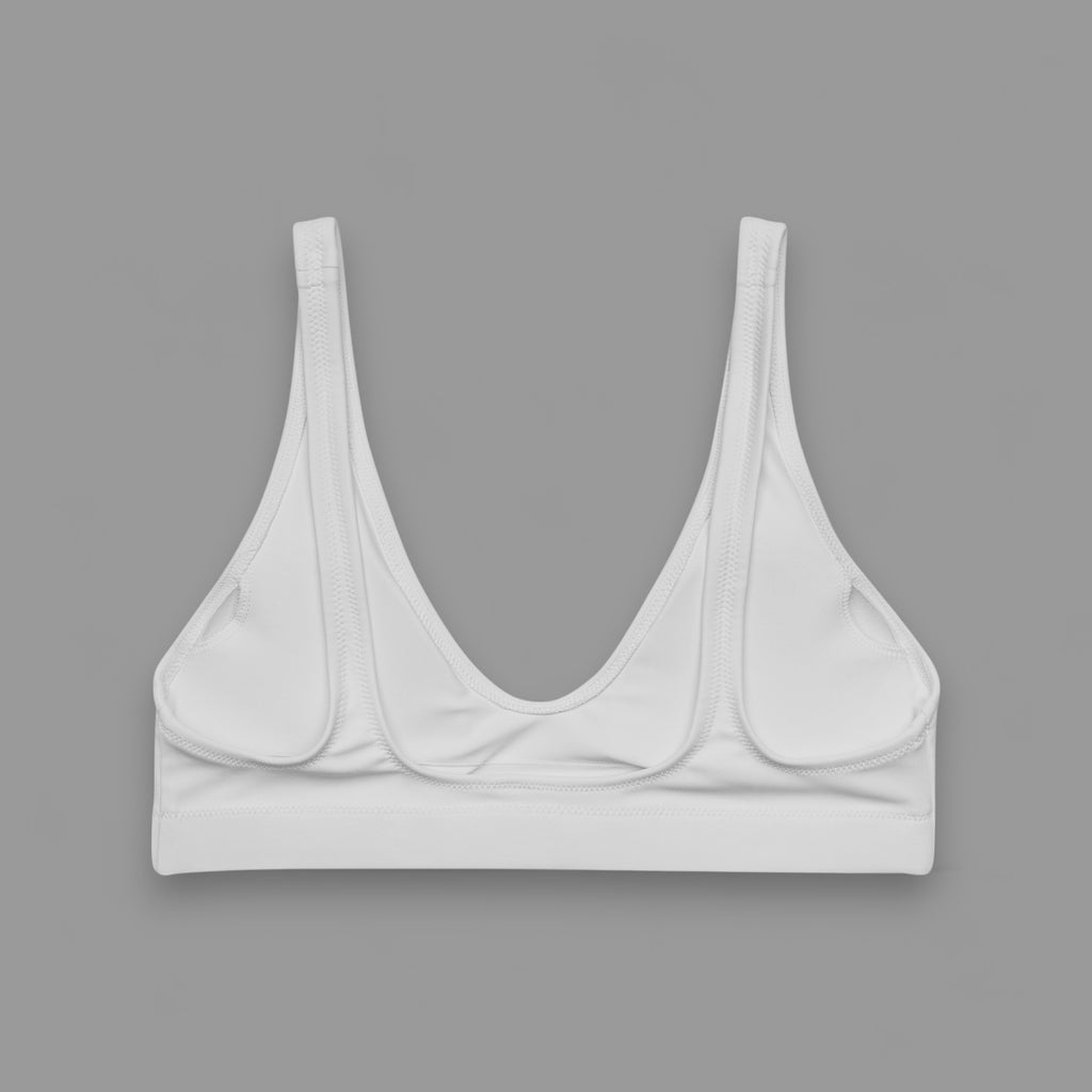THE LIONESS SEAMLESS SPORTS BRA IN WHITE