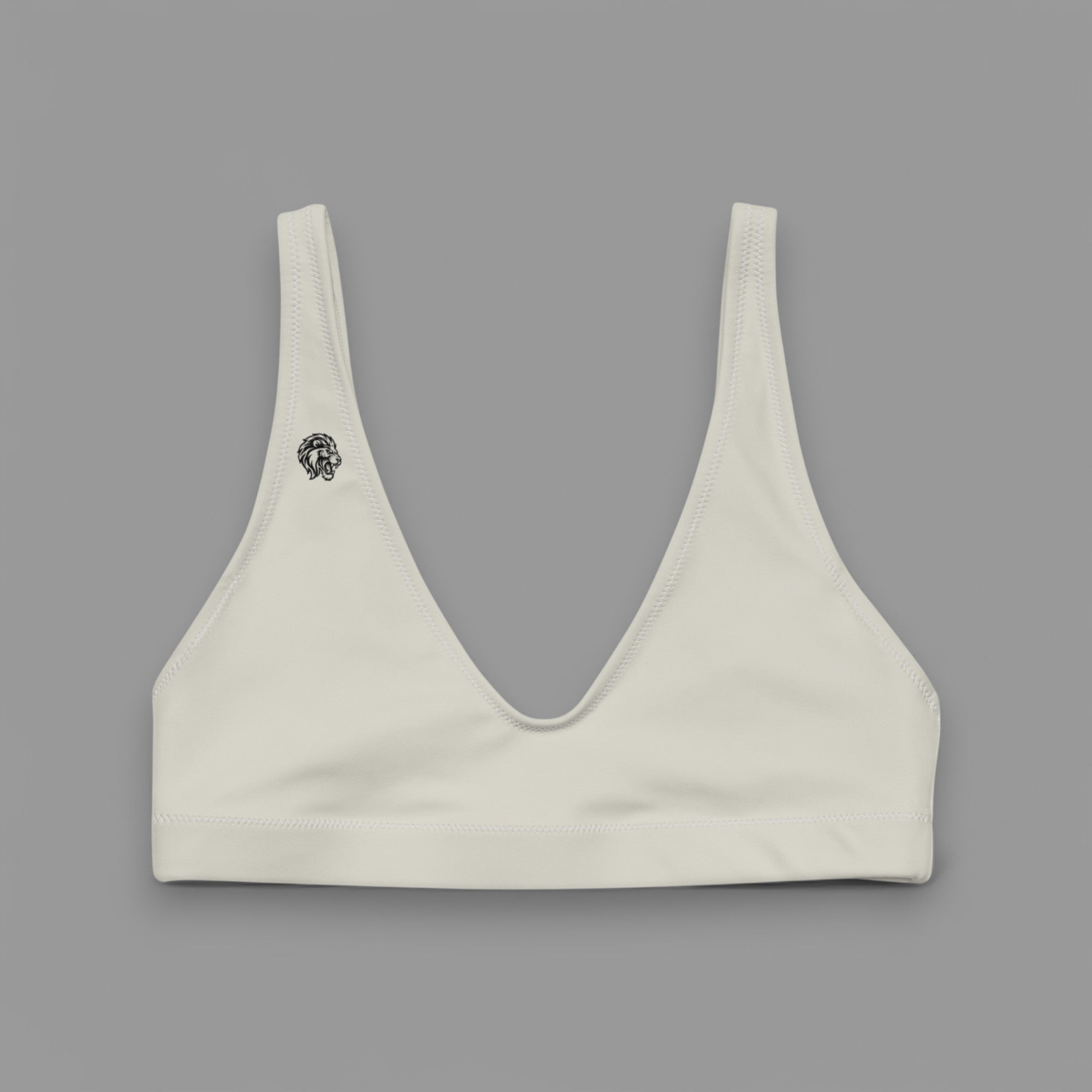 THE LIONESS SEAMLESS SPORTS BRA IN CREAM